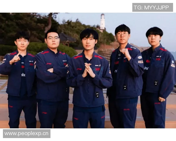 职业联赛深度分析：JDG战队如何成功实现战略转型与崛起